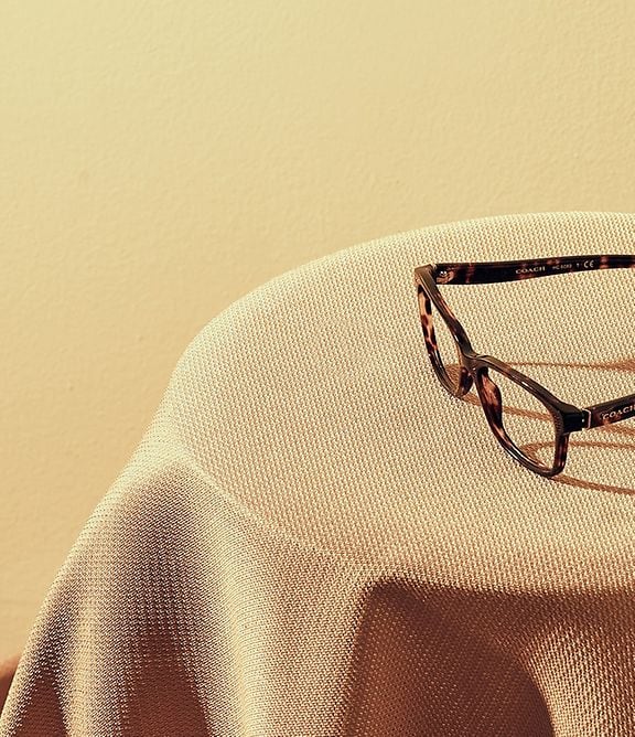 coach_glasses_catban_2000x1000
